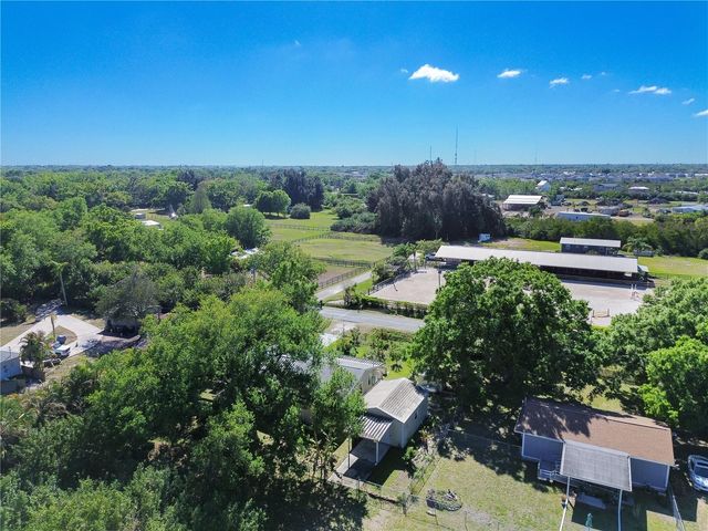 2303 45TH STREET E, Bradenton, FL 34208