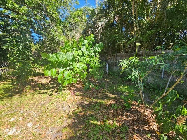 2303 45TH STREET E, Bradenton, FL 34208