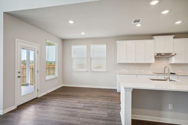 5526 Knight Court, Rosenberg, TX 77471