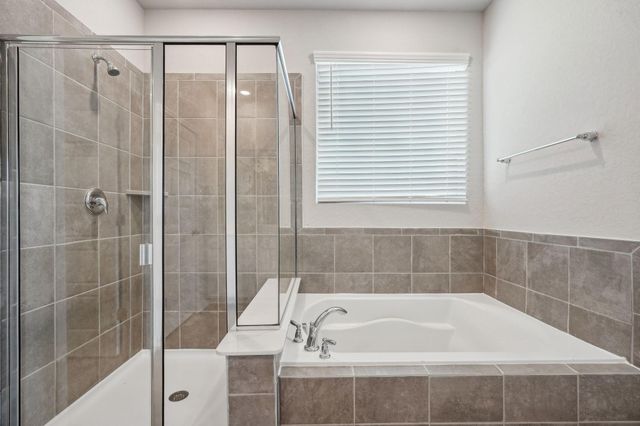 5526 Knight Court, Rosenberg, TX 77471