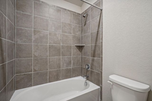 5526 Knight Court, Rosenberg, TX 77471