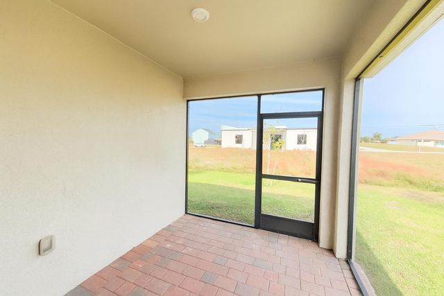 211 NE 20th Street, Cape Coral, FL 33909