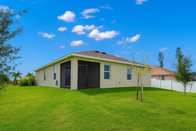 211 NE 20th Street, Cape Coral, FL 33909