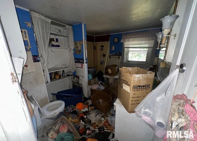 471 E 1ST Street, Galesburg, IL 61401