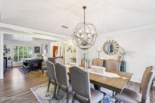 11749 SEAVIEW Drive, Jacksonville, FL 32225