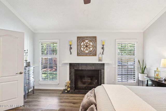 11749 SEAVIEW Drive, Jacksonville, FL 32225