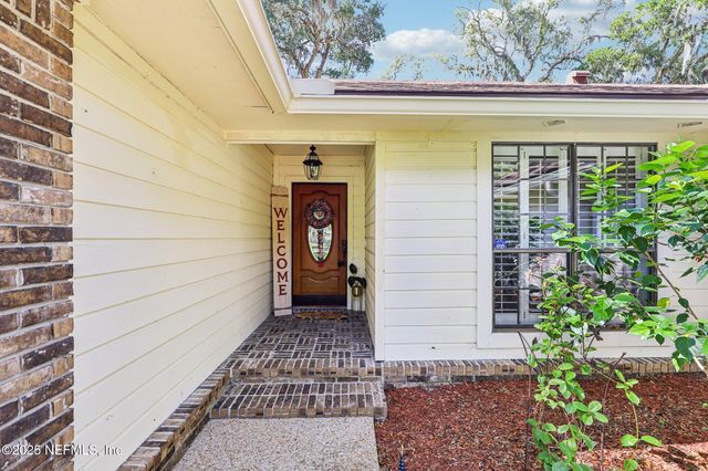 11749 SEAVIEW Drive, Jacksonville, FL 32225