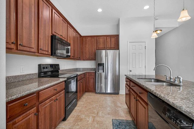 5640 Shooting Star Ct, Milton, FL 32583