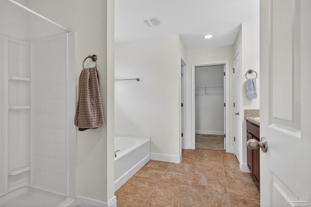 5640 Shooting Star Ct, Milton, FL 32583