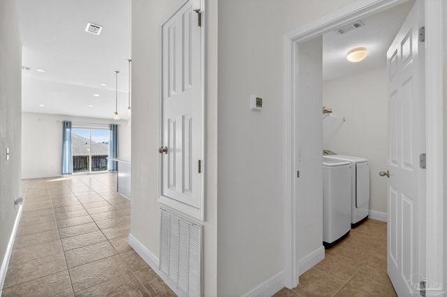 5640 Shooting Star Ct, Milton, FL 32583