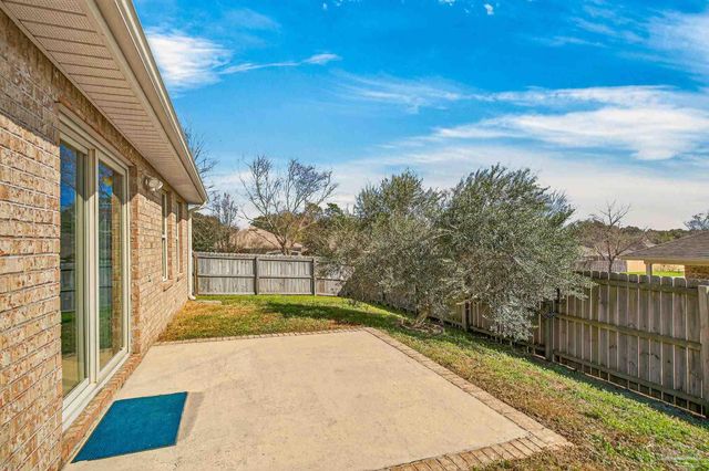 5640 Shooting Star Ct, Milton, FL 32583