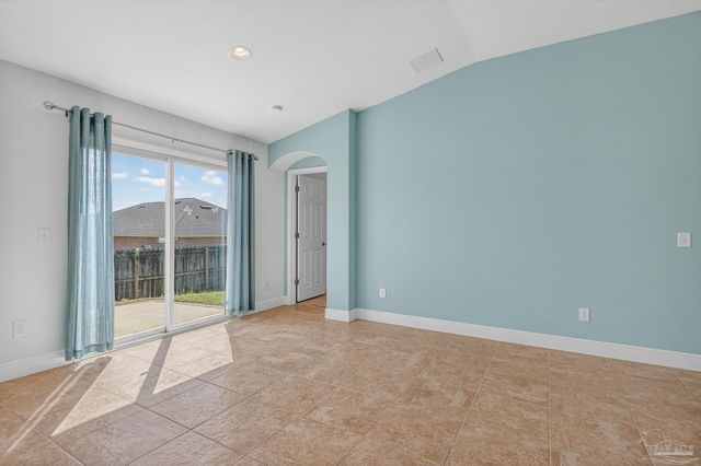 5640 Shooting Star Ct, Milton, FL 32583