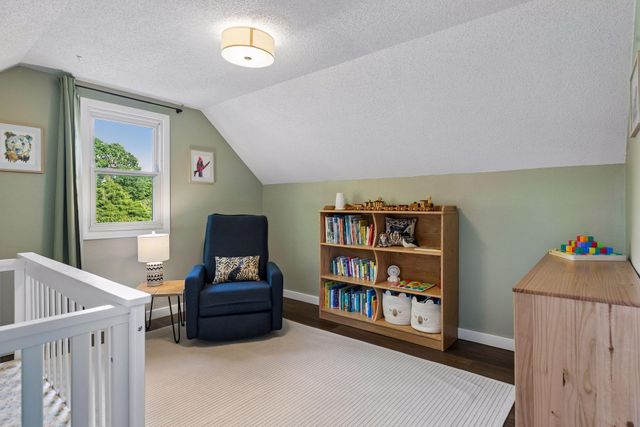 559 Tanglewood Drive, Shoreview, MN 55126