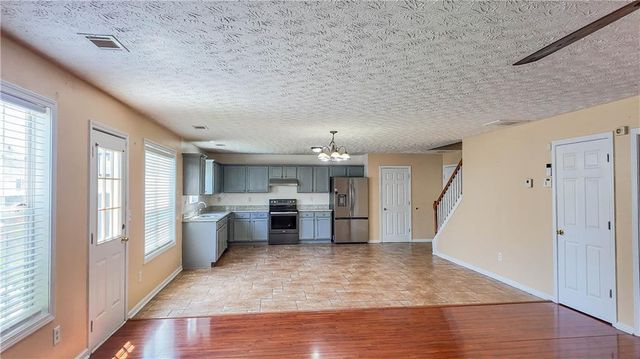 2760 Rusticwood Drive, Snellville, GA 30078