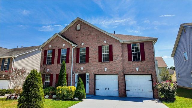 2760 Rusticwood Drive, Snellville, GA 30078