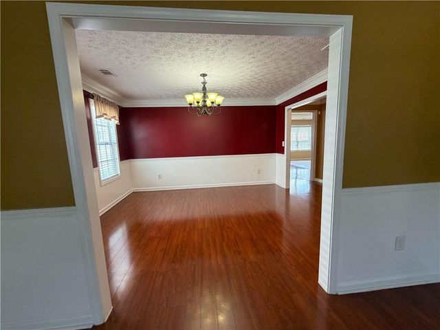 2760 Rusticwood Drive, Snellville, GA 30078