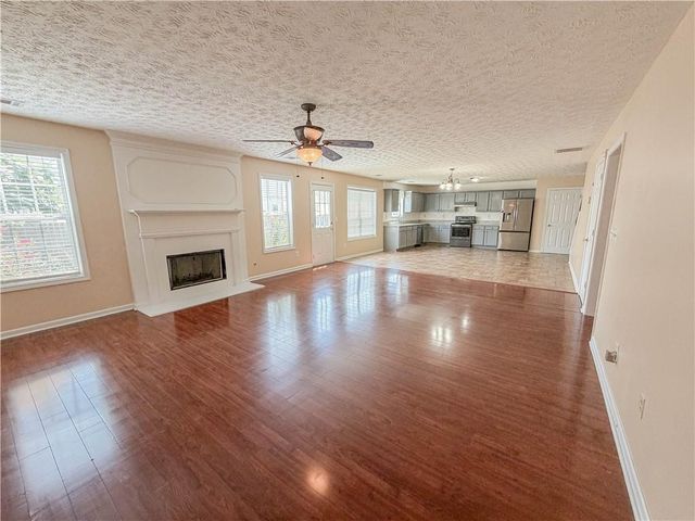2760 Rusticwood Drive, Snellville, GA 30078