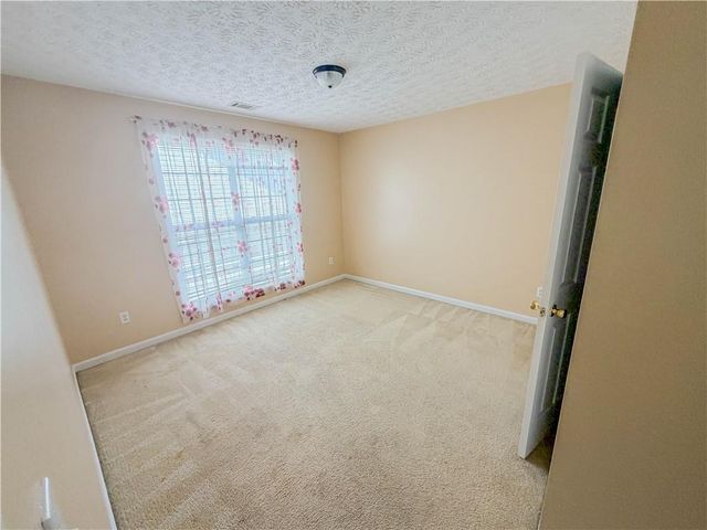 2760 Rusticwood Drive, Snellville, GA 30078