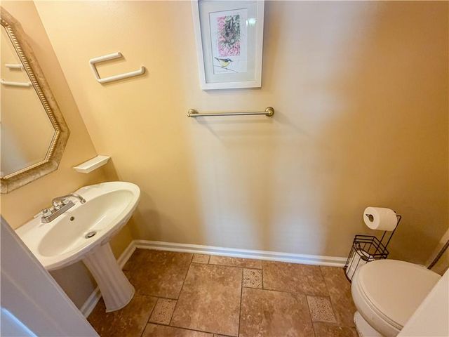 2760 Rusticwood Drive, Snellville, GA 30078