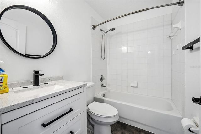 128 CALABRIA SPRINGS COVE, Sanford, FL 32771