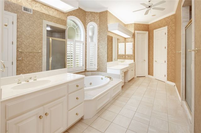 5022 Augusta Circle, College Station, TX 77845