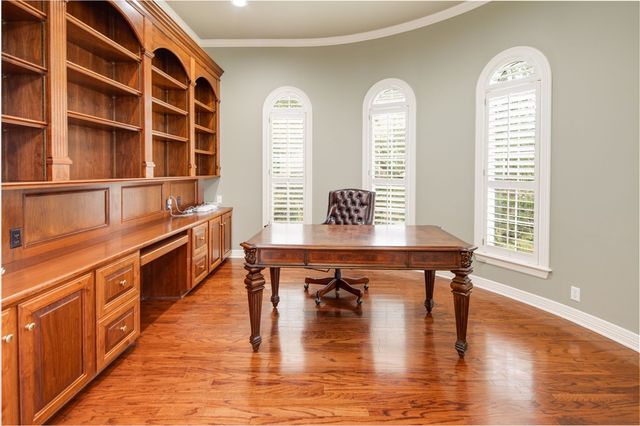 5022 Augusta Circle, College Station, TX 77845