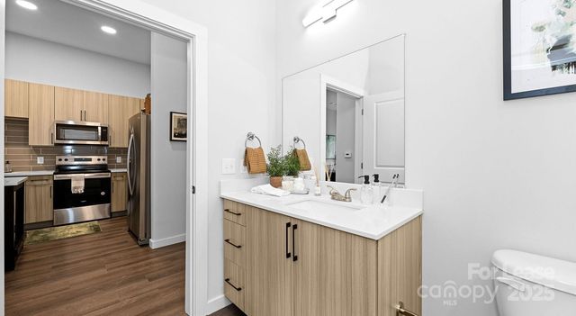 5120 77 Center Drive 2A, Charlotte, NC 28217
