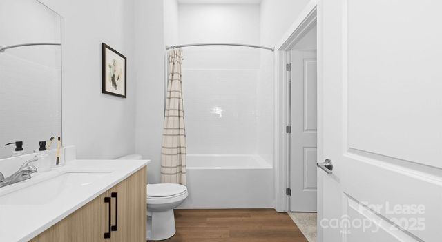 5120 77 Center Drive 2A, Charlotte, NC 28217