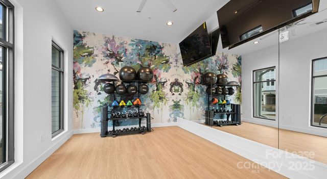 5120 77 Center Drive 2A, Charlotte, NC 28217