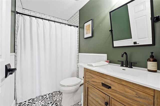 3955 Hiram Lithia Springs SW Road, Powder Springs, GA 30127