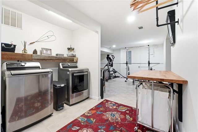 3955 Hiram Lithia Springs SW Road, Powder Springs, GA 30127