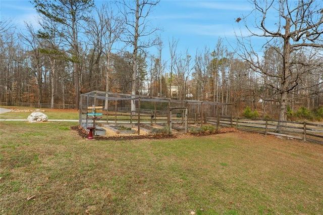 3955 Hiram Lithia Springs SW Road, Powder Springs, GA 30127