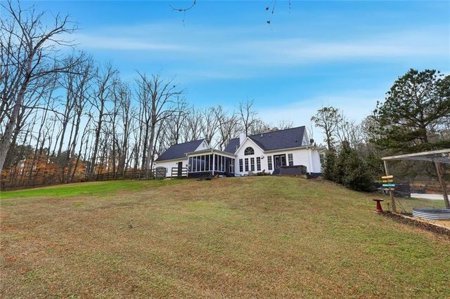 3955 Hiram Lithia Springs SW Road, Powder Springs, GA 30127