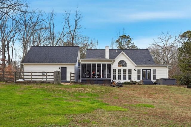 3955 Hiram Lithia Springs SW Road, Powder Springs, GA 30127