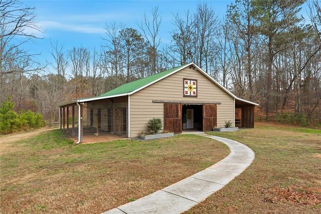 3955 Hiram Lithia Springs SW Road, Powder Springs, GA 30127