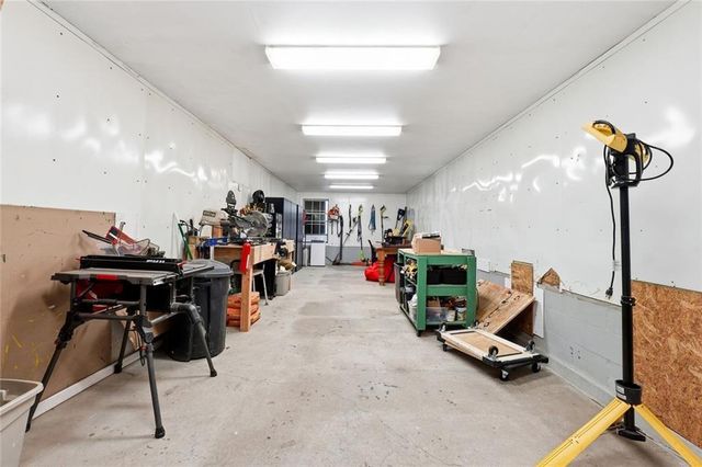 3955 Hiram Lithia Springs SW Road, Powder Springs, GA 30127