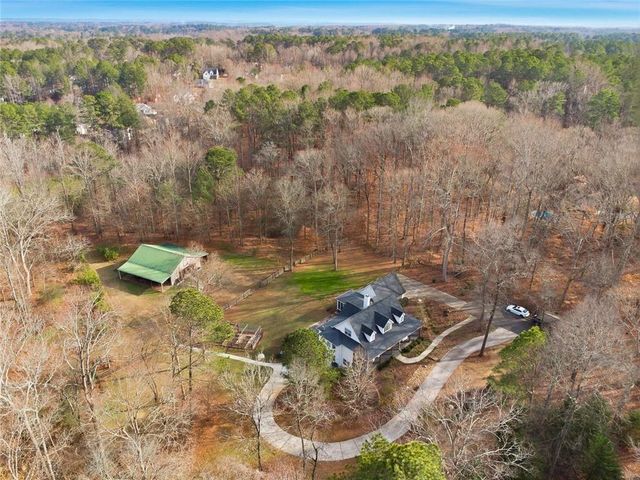 3955 Hiram Lithia Springs SW Road, Powder Springs, GA 30127