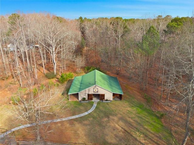 3955 Hiram Lithia Springs SW Road, Powder Springs, GA 30127