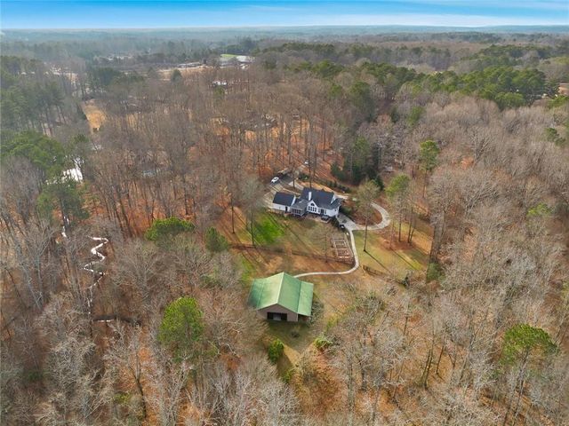 3955 Hiram Lithia Springs SW Road, Powder Springs, GA 30127