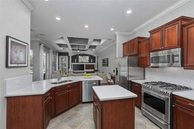 2838 SUNNY LEDGE COURT, Land O Lakes, FL 34638