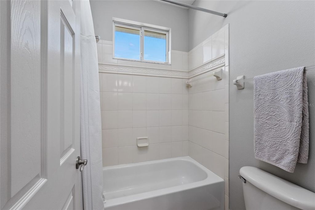 Image 32 of property listing at 2838 SUNNY LEDGE COURT, Land O Lakes, FL 34638