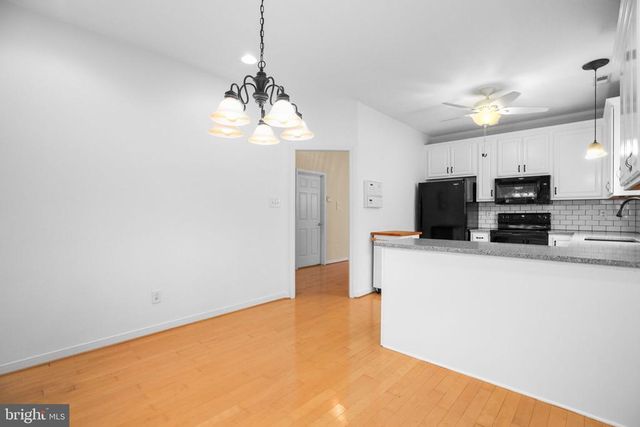 11921 LEGACY WOODS DR, Fredericksburg, VA 22407