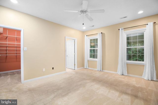 11921 LEGACY WOODS DR, Fredericksburg, VA 22407