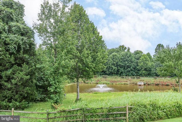 11921 LEGACY WOODS DR, Fredericksburg, VA 22407