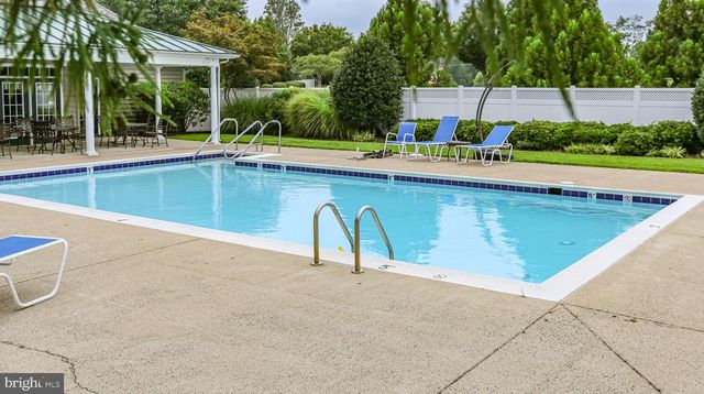 11921 LEGACY WOODS DR, Fredericksburg, VA 22407