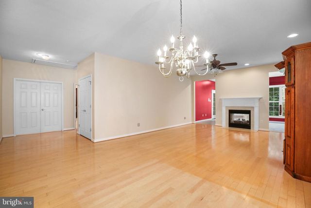 11921 LEGACY WOODS DR, Fredericksburg, VA 22407