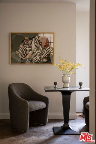 900 S Longwood Avenue, Los Angeles, CA 90019