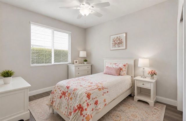 3992 Flint Avenue, Clovis, CA 93619