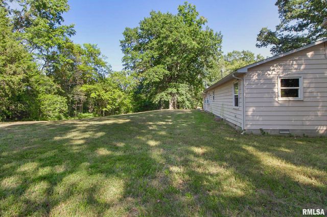 16042 Ralls Grove Road, Creal Springs, IL 62922