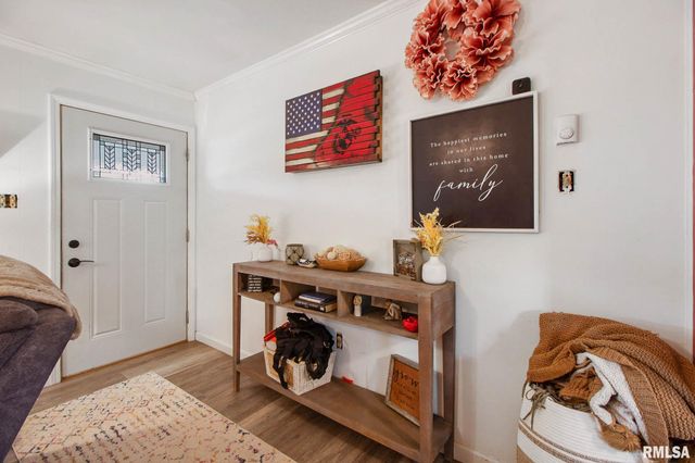 16042 Ralls Grove Road, Creal Springs, IL 62922